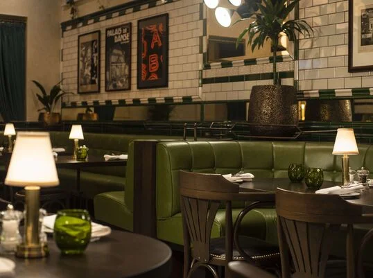 The Grand Hotel, Bar