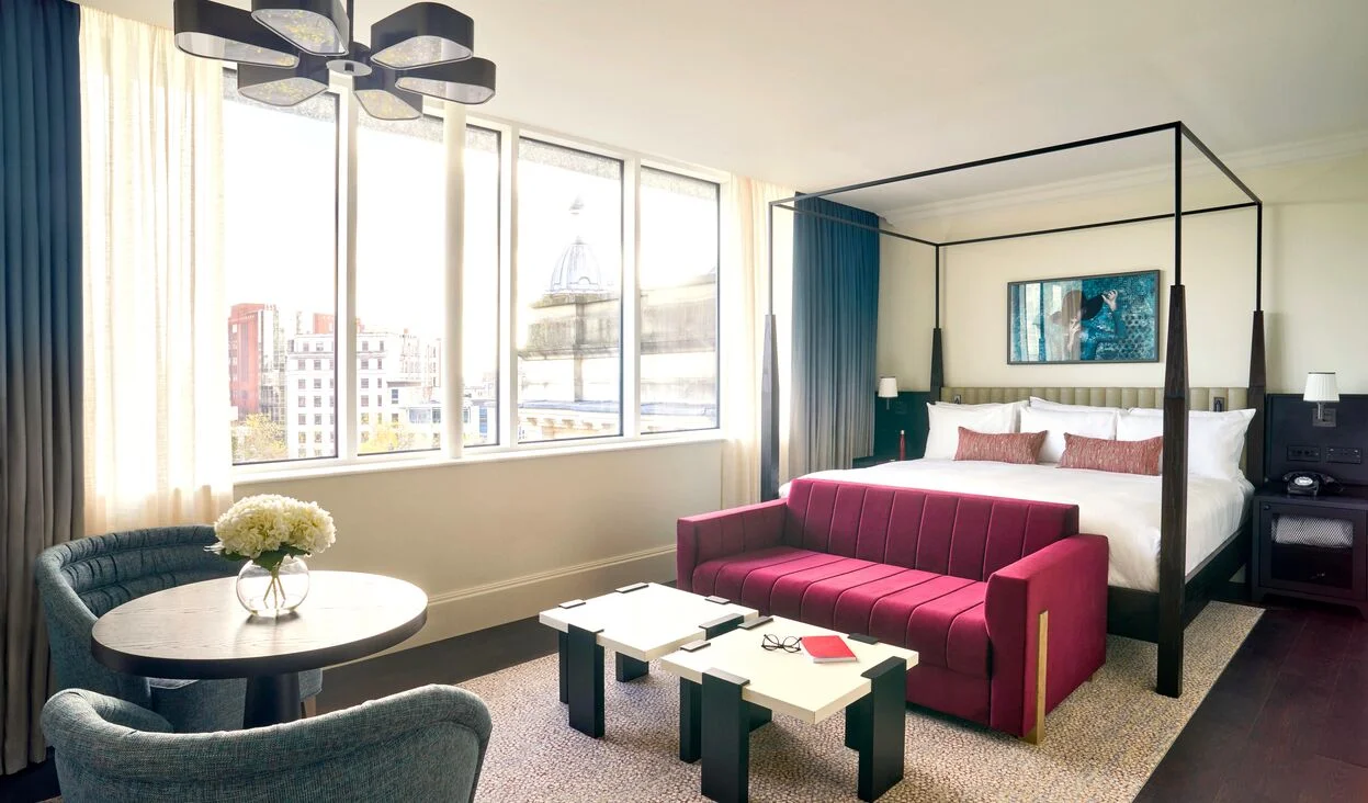 The Grand Hotel, Bedroom