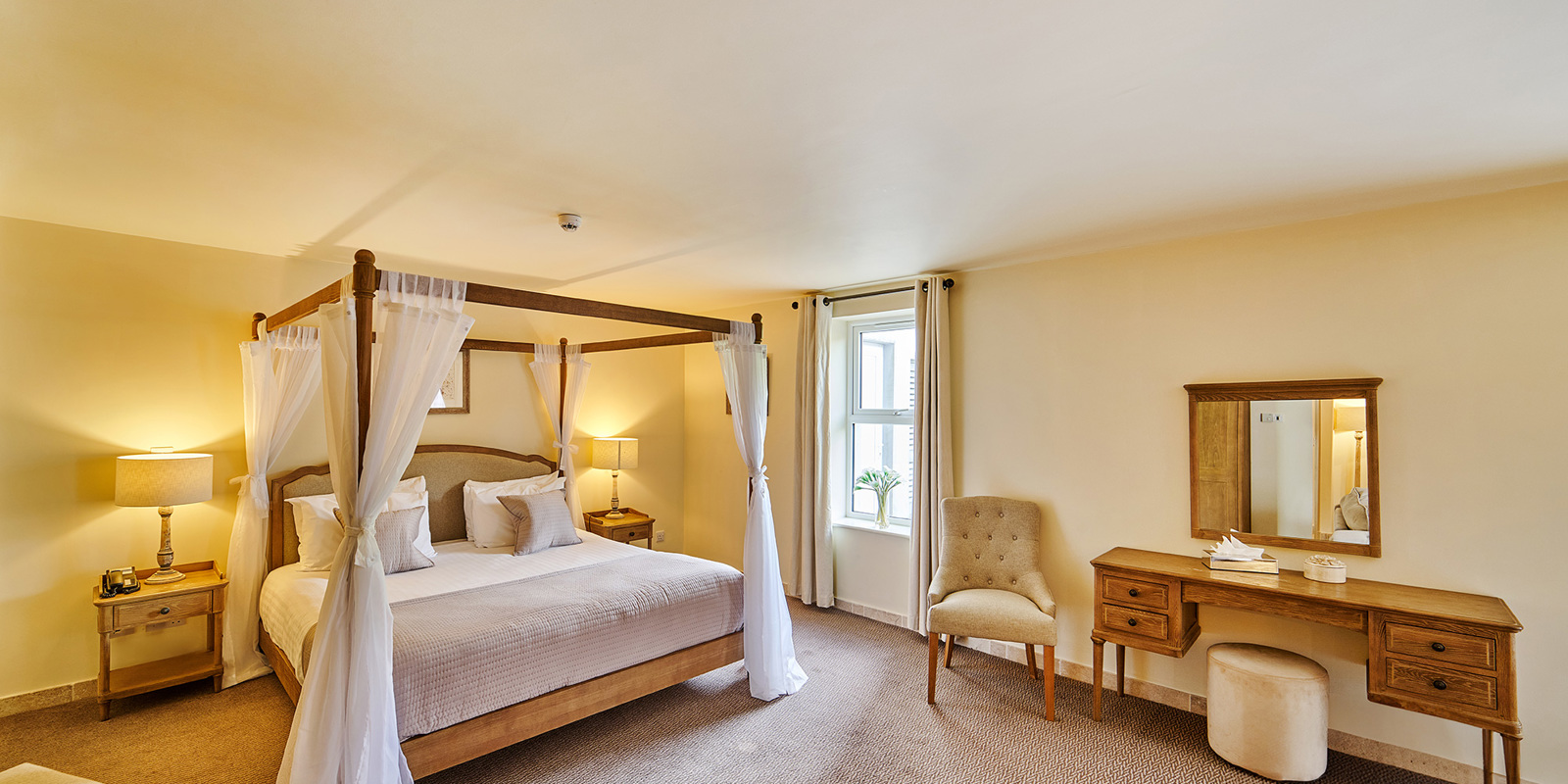 Comis Hotel, Bedroom