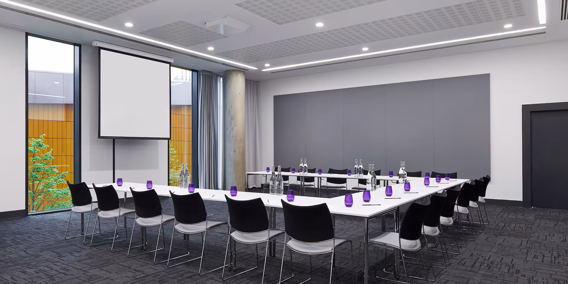 INNSIDE by Melia Manchester, Chadwick B