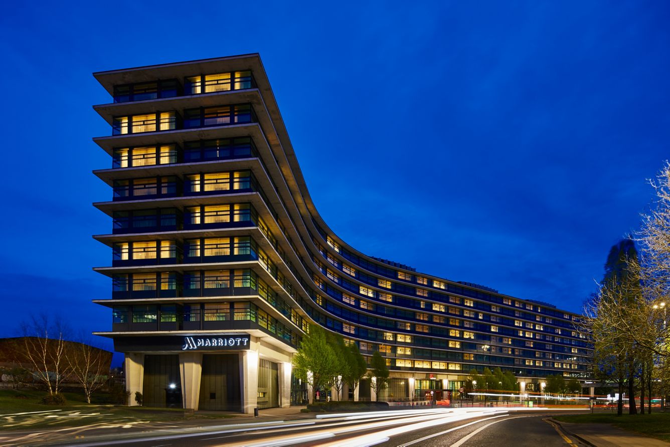 Manchester Marriott Hotel Piccadilly, Exterior