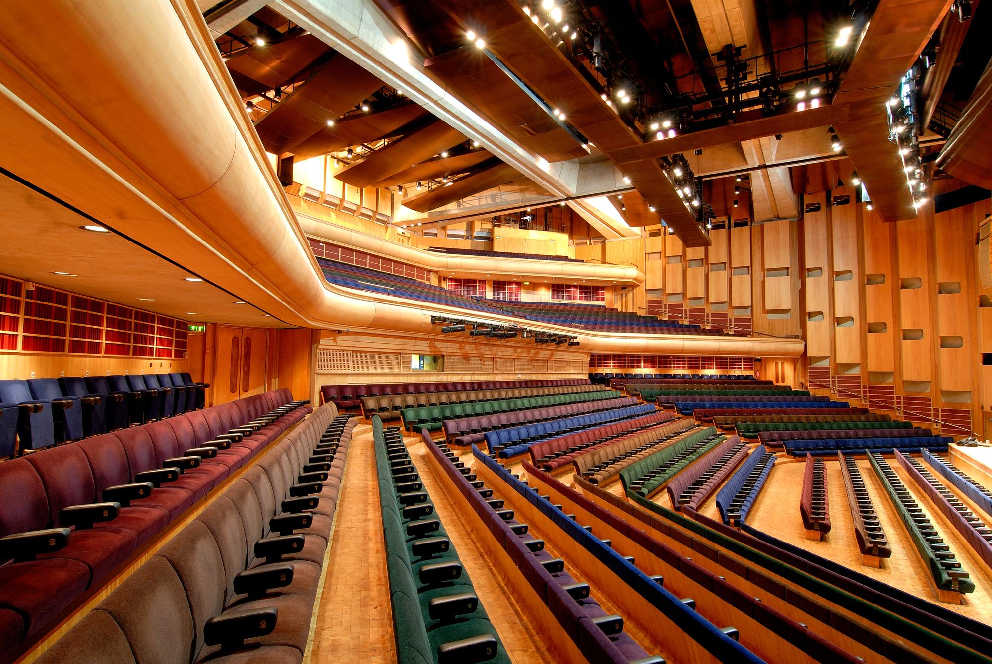 The Barbican, Barbican Hall