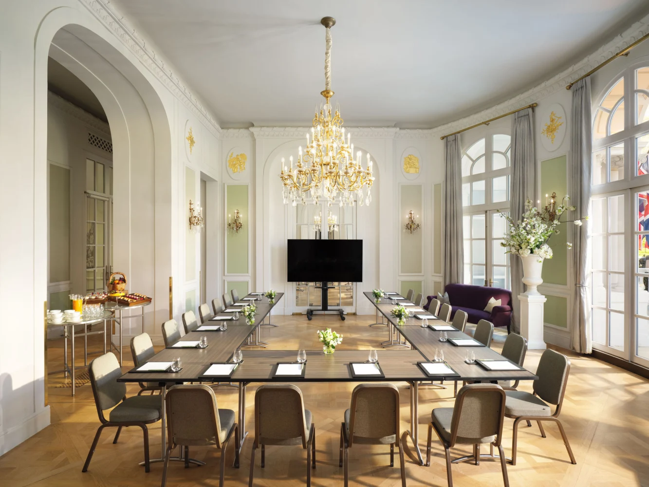 Mandarin Oriental Hyde Park, Loggia