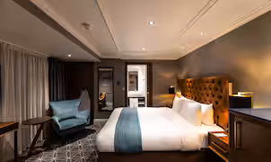100 Queen's Gate Hotel London
