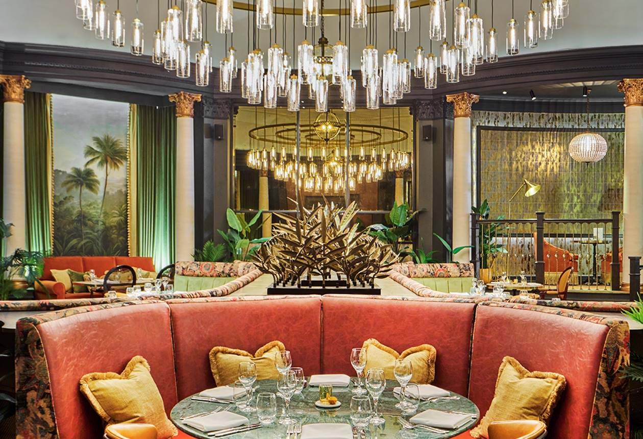The Queens, Dining / restaurant