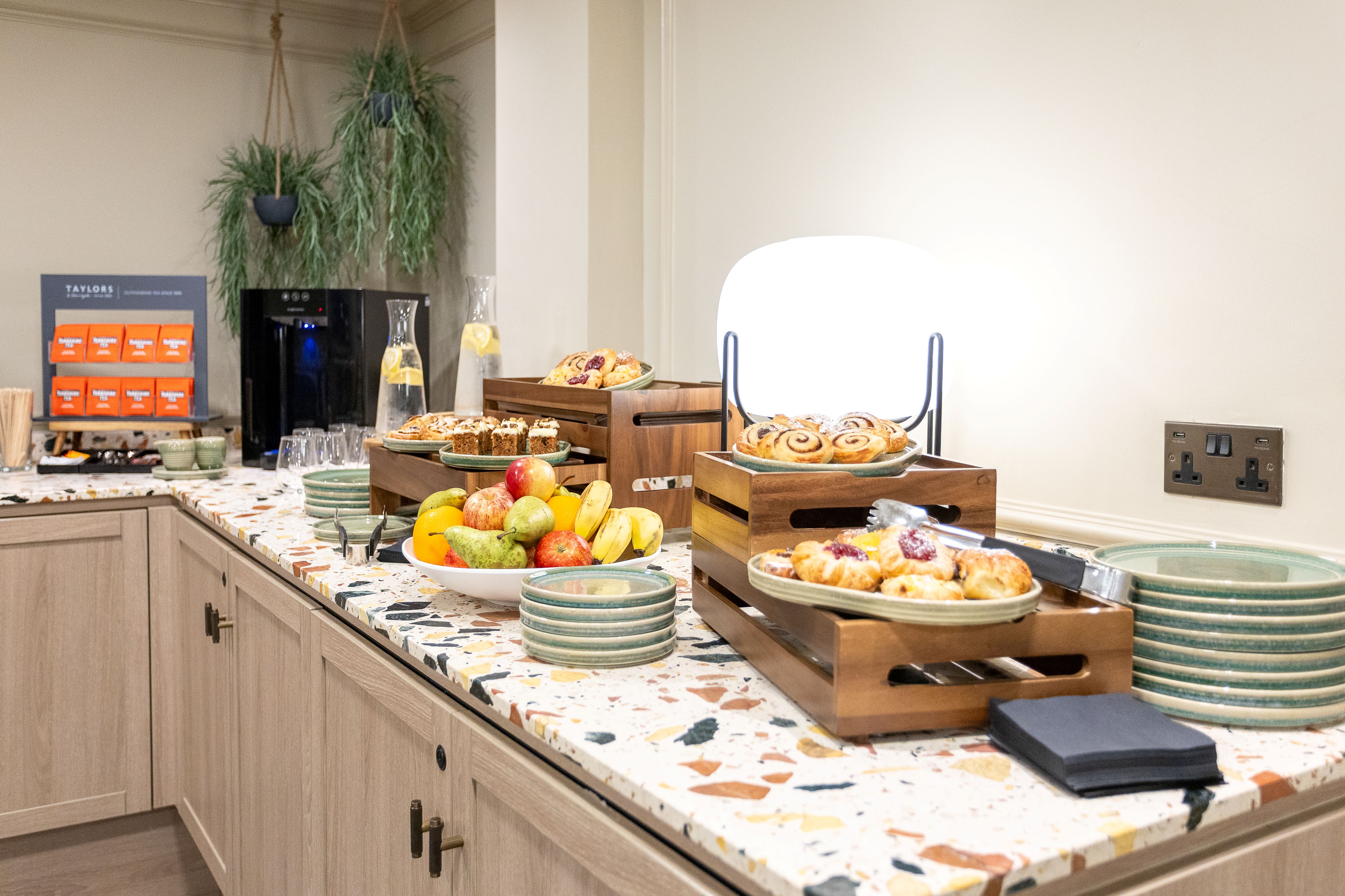 The Met Hotel Leeds, Dining / restaurant · Bar