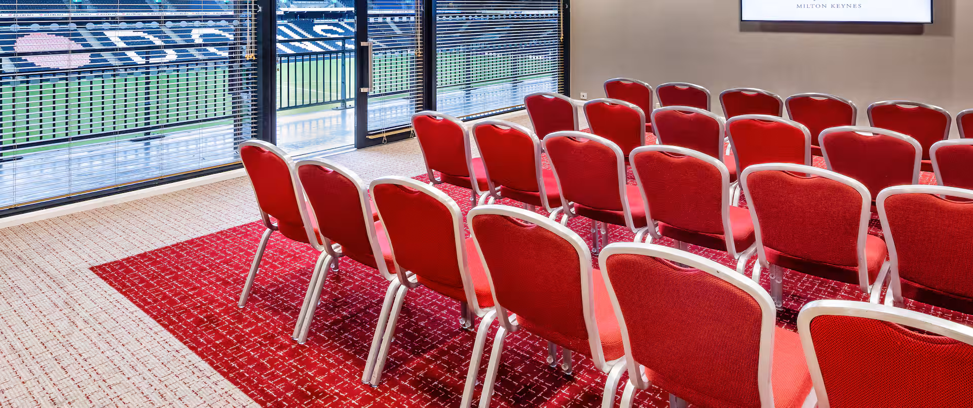 DoubleTree by Hilton Milton Keynes, Analysis