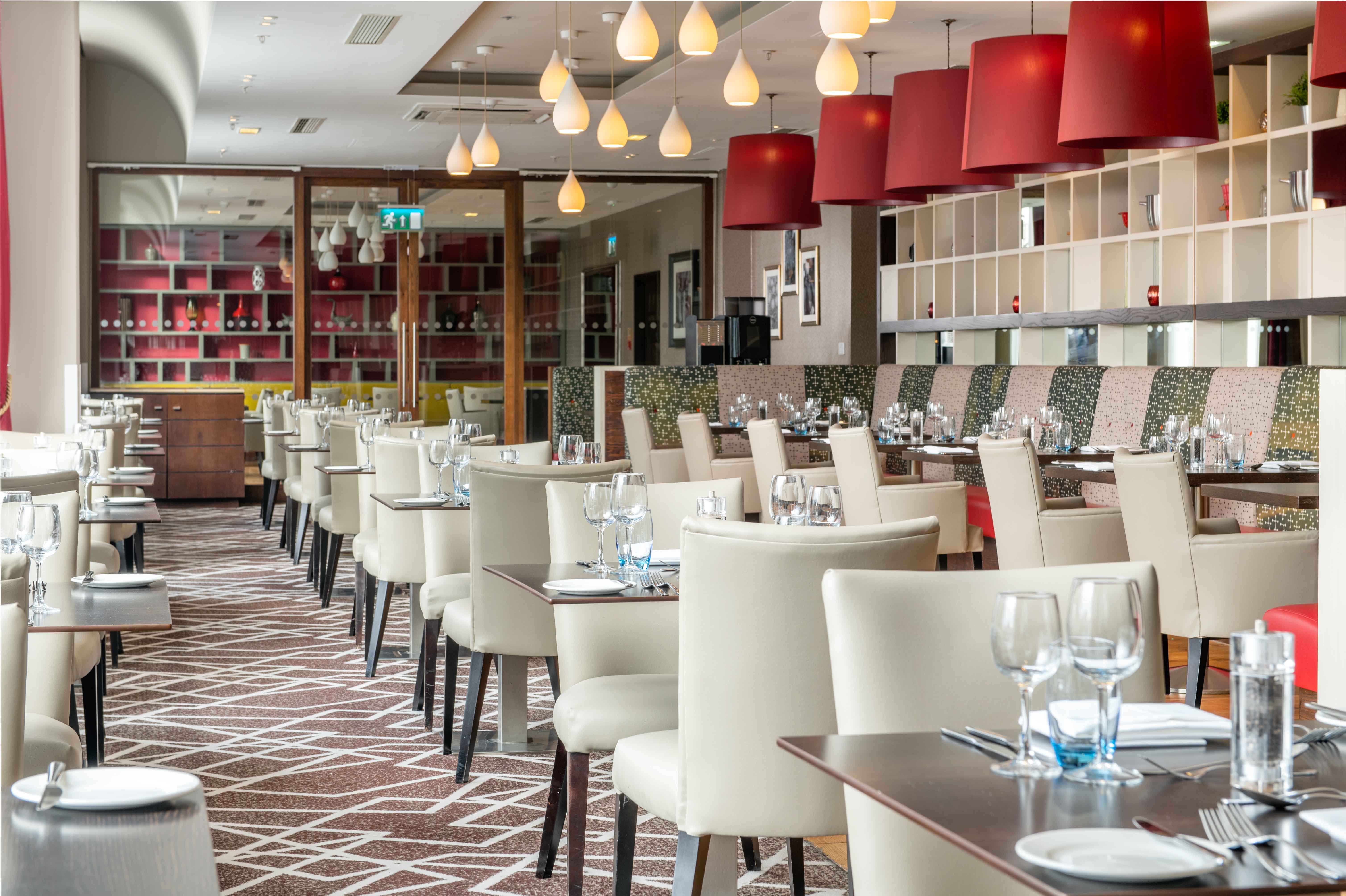Hilton London Olympia, Dining / restaurant