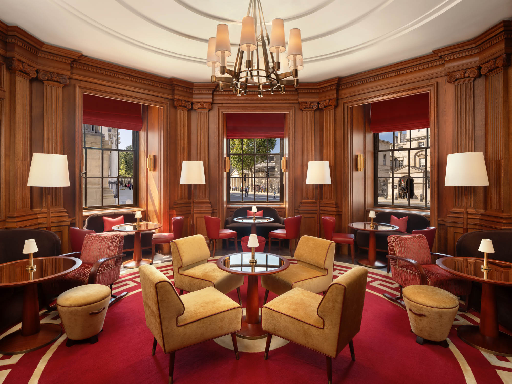 Raffles at the OWO, Dining / restaurant
