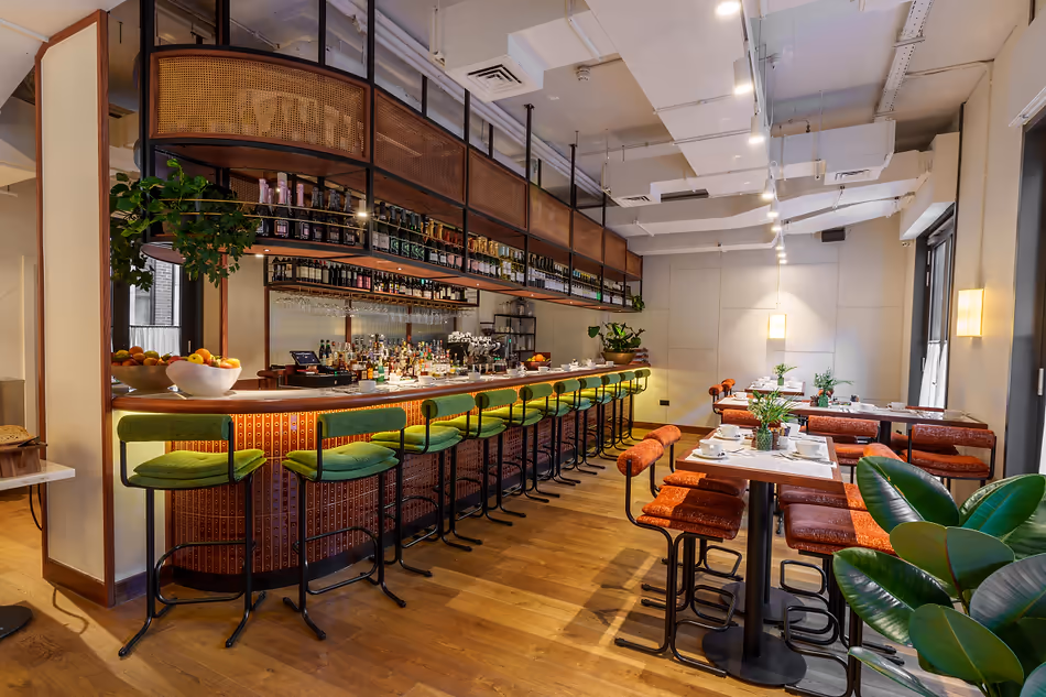 Leonardo Hotel London Aldgate, Bar