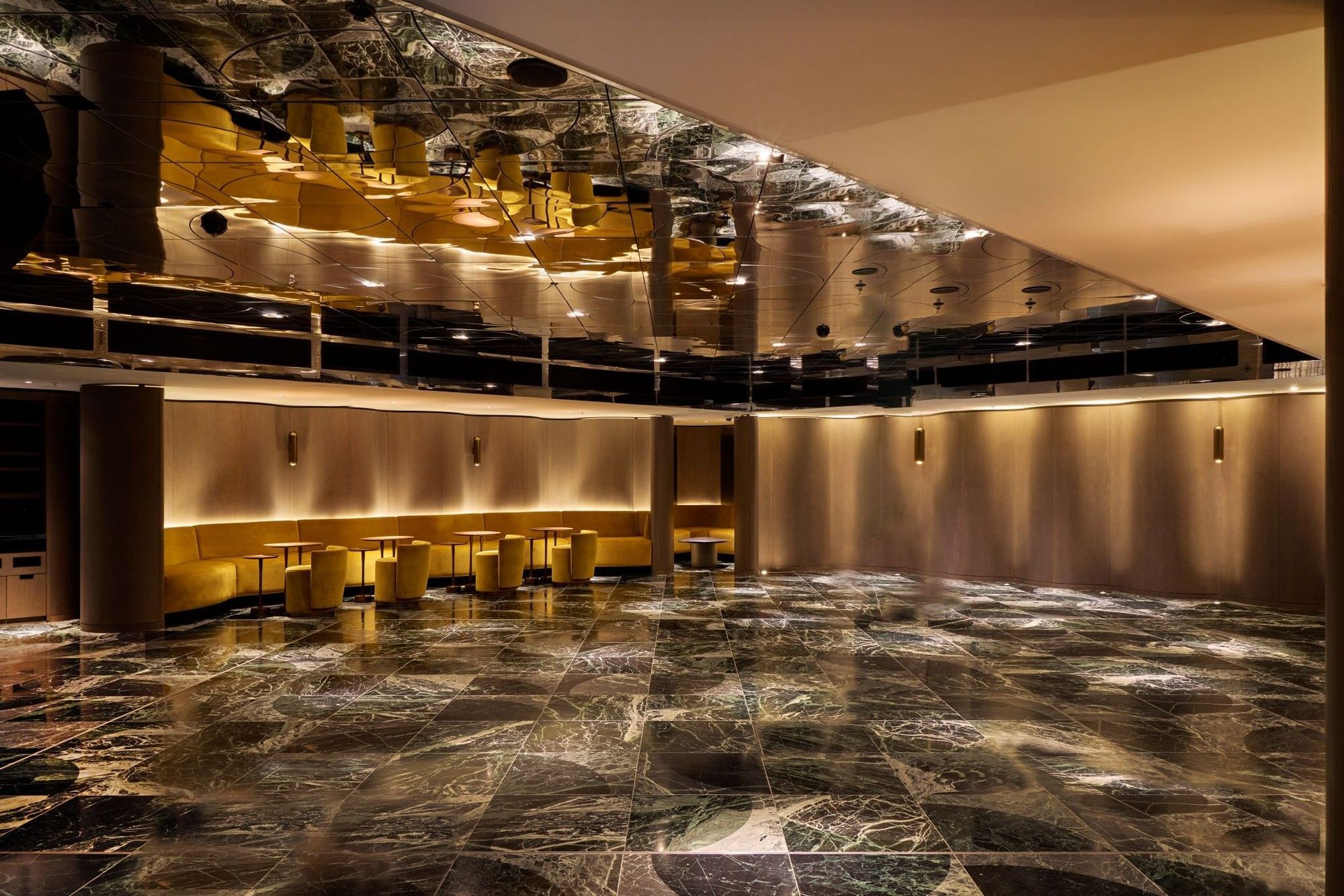 The Londoner, The Green Room
