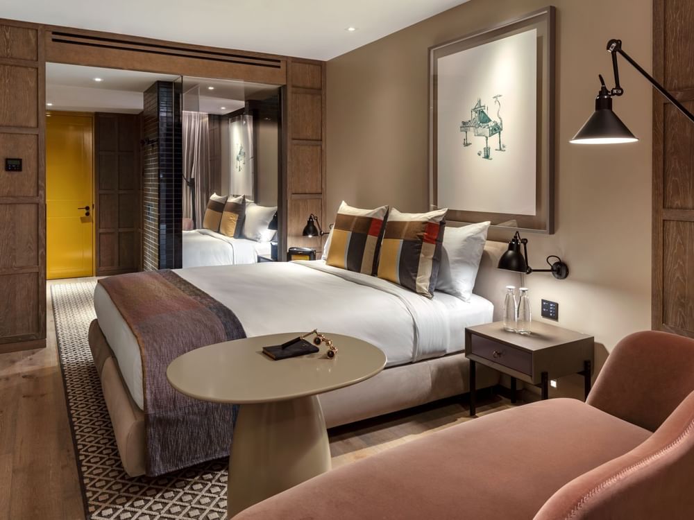 The Londoner, Bedroom