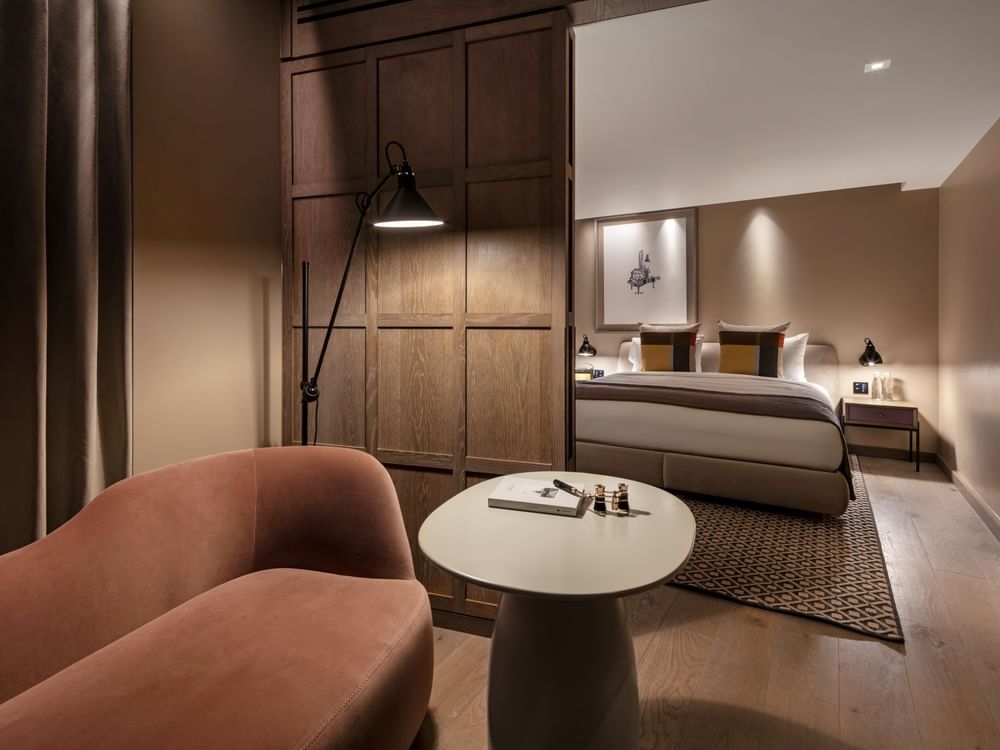 The Londoner, Bedroom