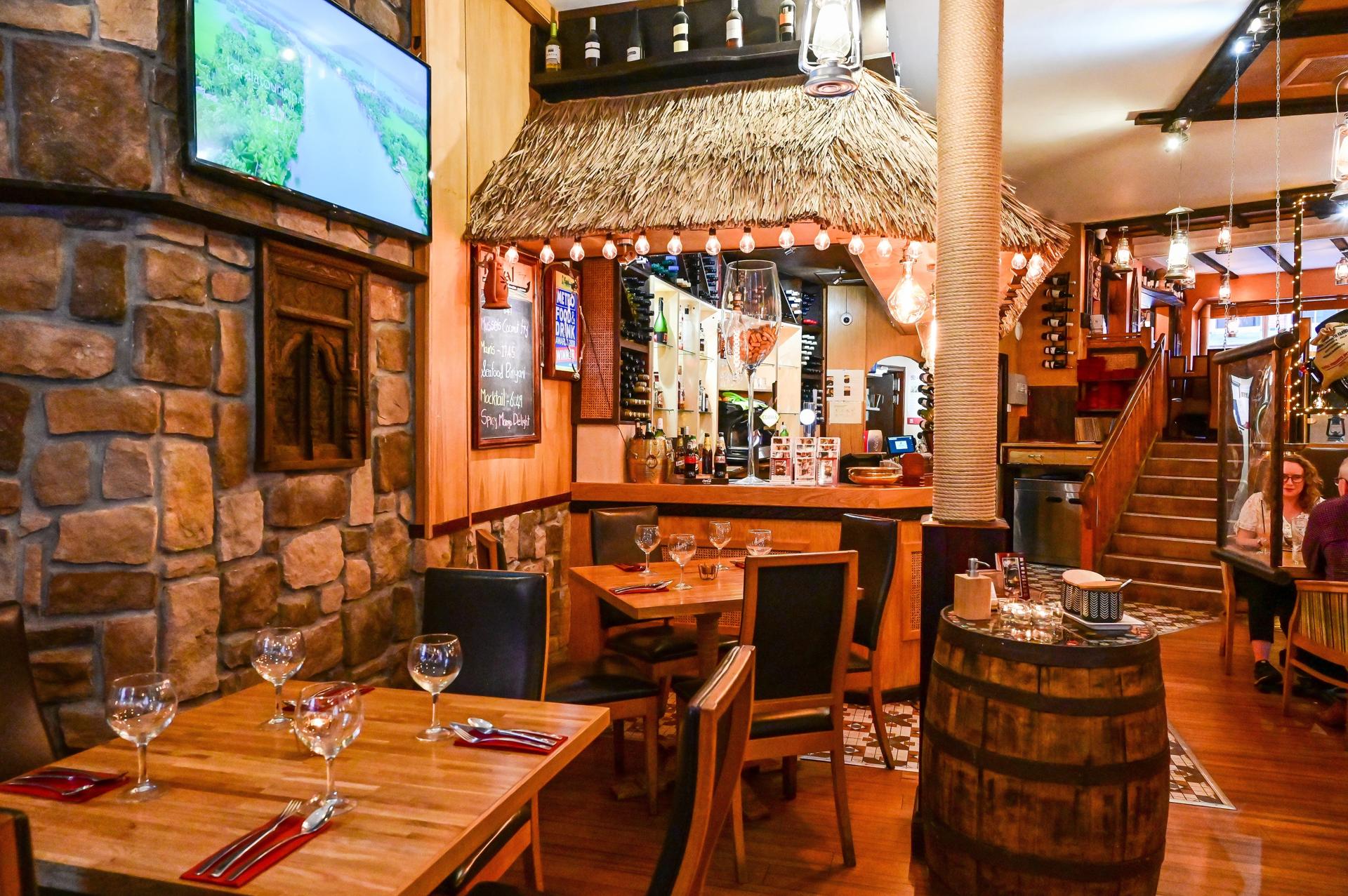 Kayal Nottingham, Dining / restaurant