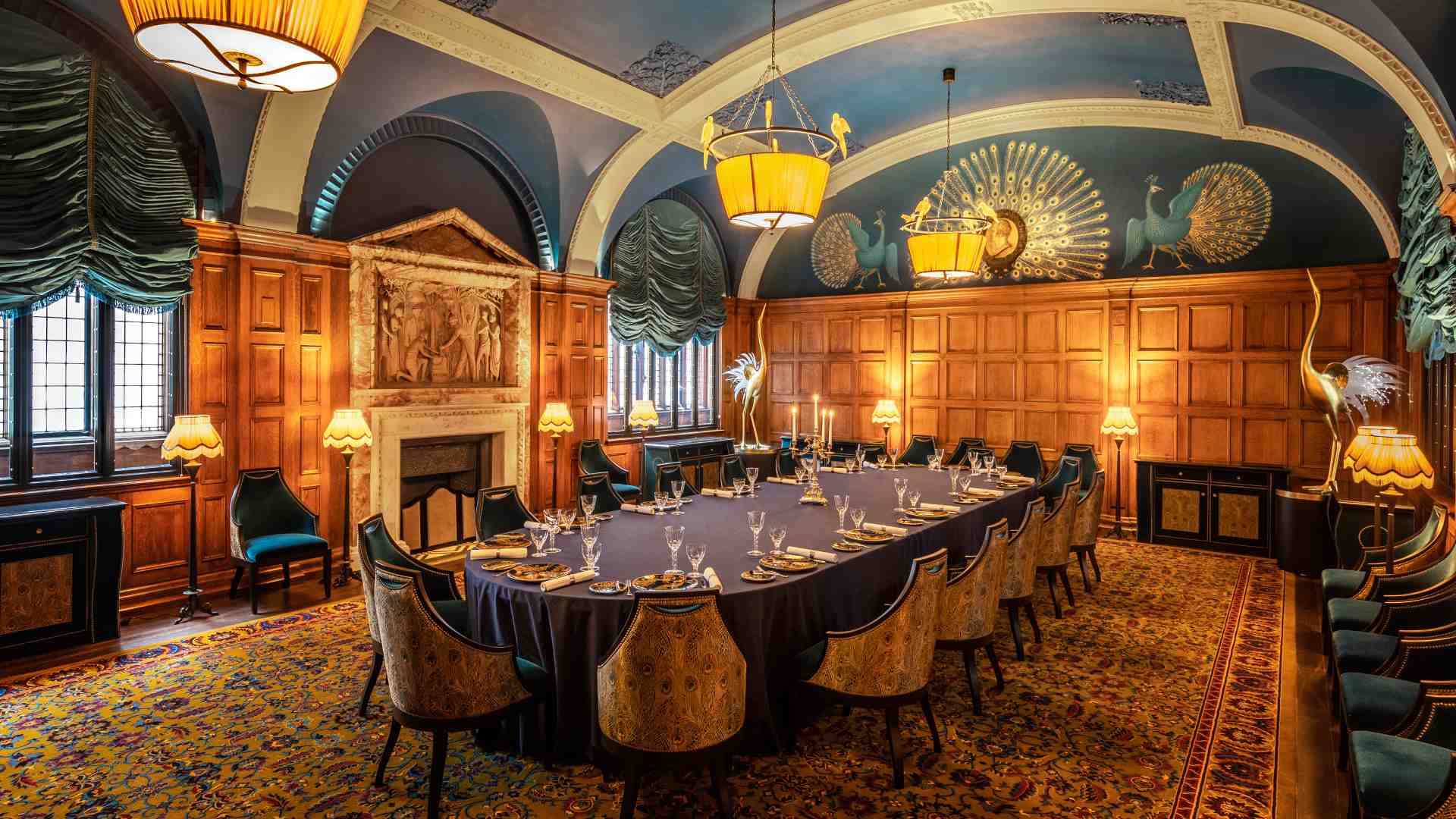 L'oscar London, The Committee Room