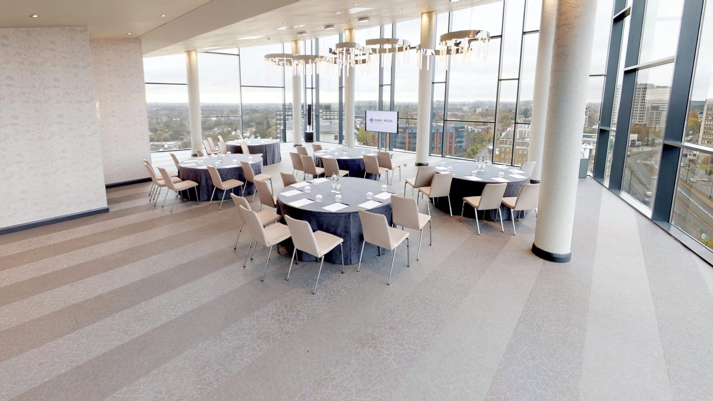 Park Regis Birmingham, Meeting room