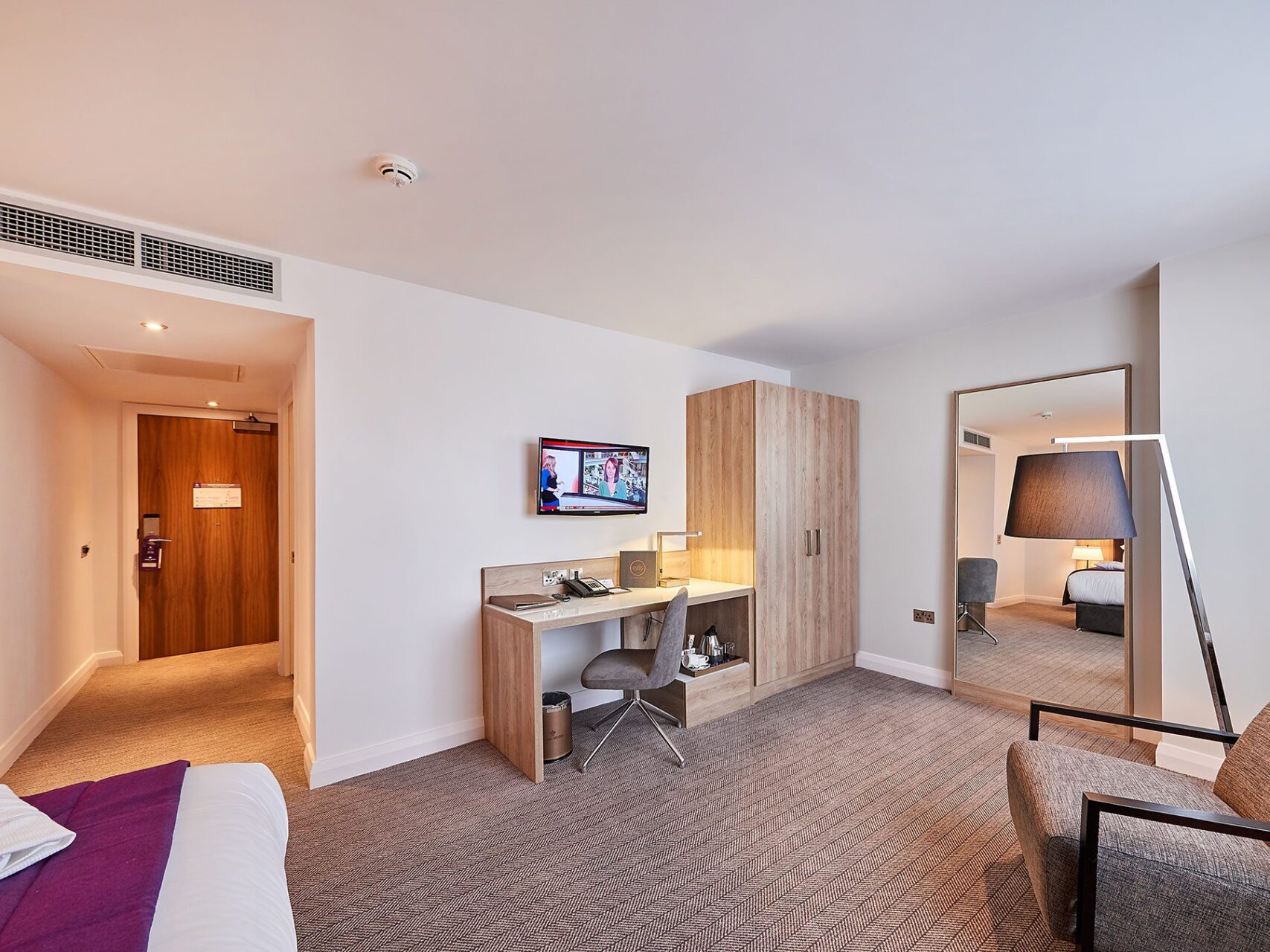 Park Regis Birmingham, Bedroom