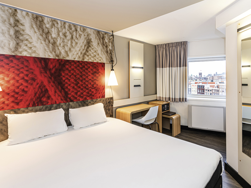 ibis Amsterdam Centre