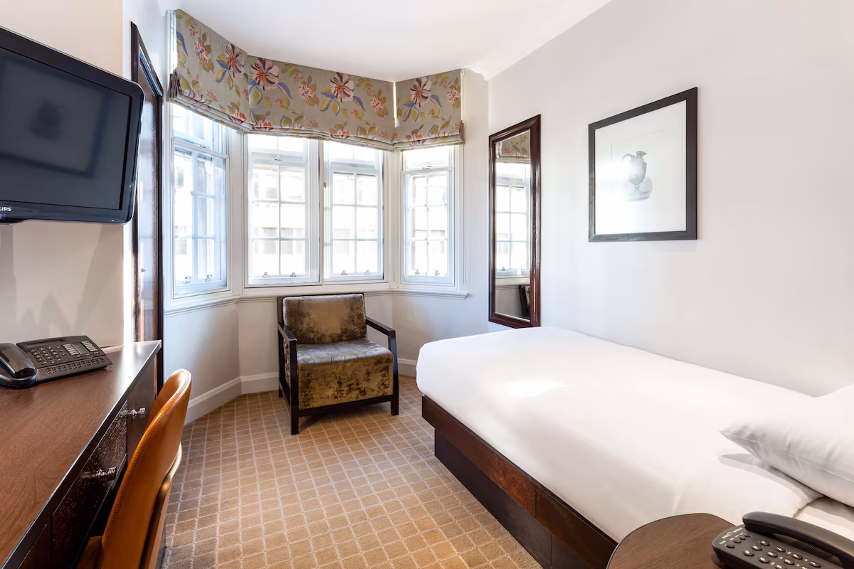 Radisson Blu Hotel, London Euston Square, Bedroom